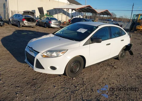 2014 Ford Focus S from USA, damaged, VIN 1FADP3E28EL295840